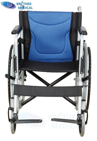 기본 접이식 수동 강철 휠체어 경제 표준 Chrome Foshan 809 환자 자택 간호 노인 이동성 휠체어 의료 장비 병원 FDA CE